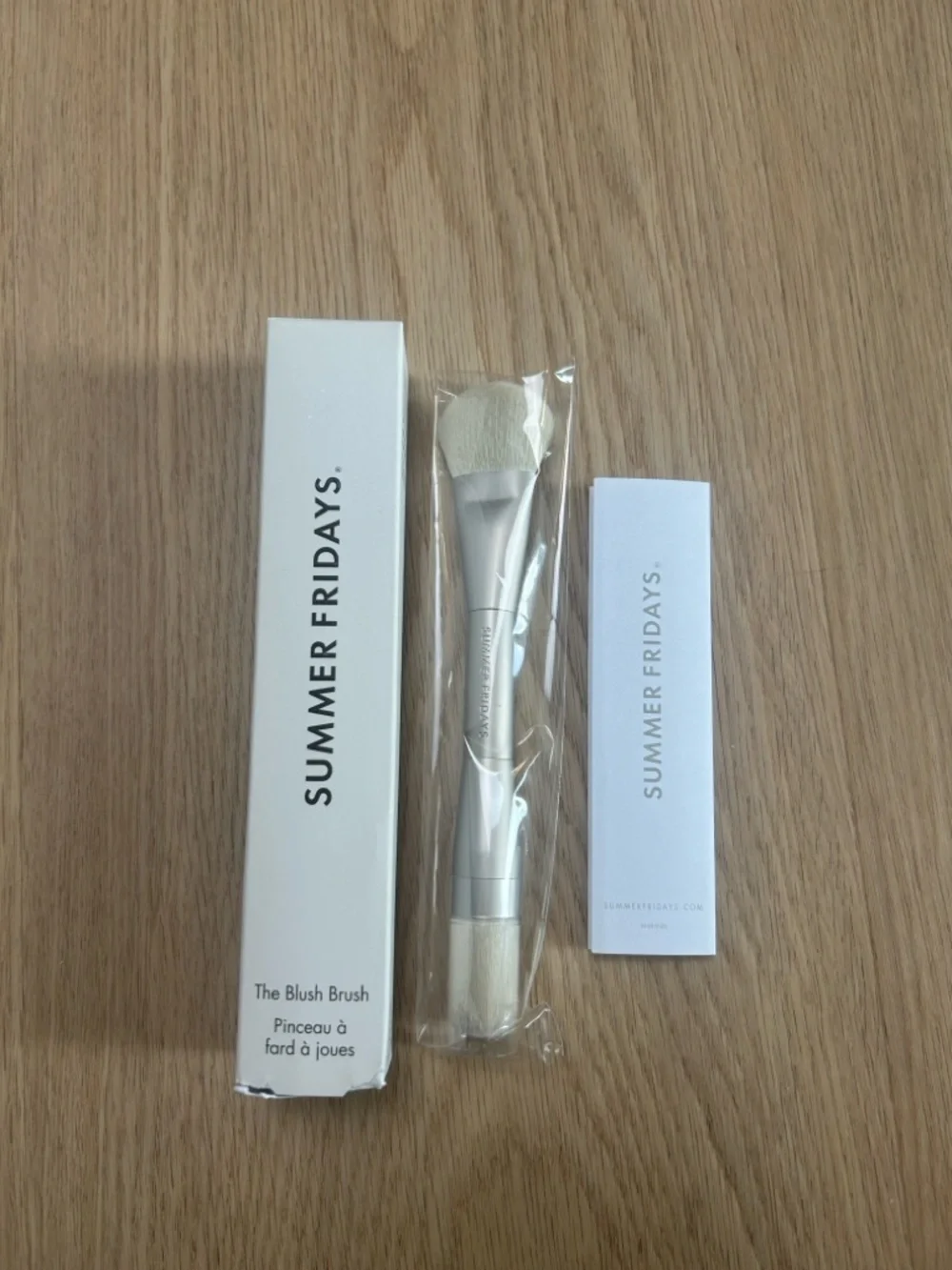 NWT Summer Fridays The Blush Brush
